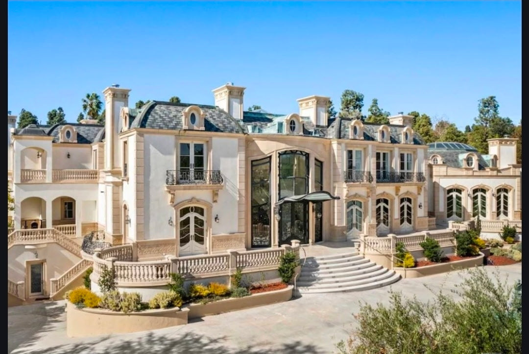 The private Beverly Hills mansion that hosted the MycoNectar gifting suite